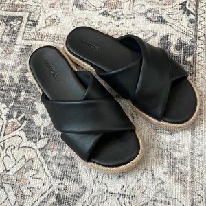 Vince Sandals